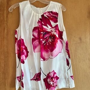 UNWORN Talbots Floral Sleeveless Top - Pink and White